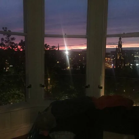 Modern Flat With Fantastic Views Apartment Edinburgh Exterior photo